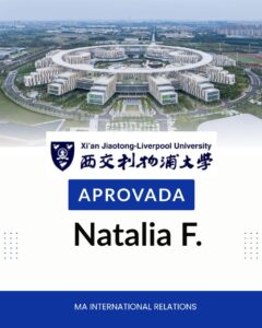Da China aos Estados Unidos. De Londres a Milão. Do Cinema à Sustentabilidade. Muitas vezes, o sonho do mestrado internacional esbarra na dúvida: "Será que o meu curso é muito específico?" ou "Como vou competir com candidatos do mundo todo?". As aprovações recentes da NM respondem a essa pergunta com resultados reais: 🌏 Natalia F. na Xi'an Jiaotong-Liverpool University (MA International Relations) - China Por trás de cada "Approved", existe uma estratégia invisível. A assessoria da NM não é apenas sobre burocracia ou envio de documentos. Nós atuamos onde o jogo é decidido: ✅ Mentoria de Essays: Transformamos sua história em uma narrativa que os comitês de elite querem ler. ✅ Curadoria de Portfólios: Orientação técnica para áreas criativas (como Arquitetura e Artes). ✅ Cartas de Recomendação: Alinhamento estratégico com seus recomendadores. ✅ Preparação para Entrevistas: Simulações reais para você falar com confiança e propriedade. Não importa o que você quer estudar ou onde quer chegar. Se existe uma vaga no mundo para o seu talento, nós ajudamos você a conquistá-la.