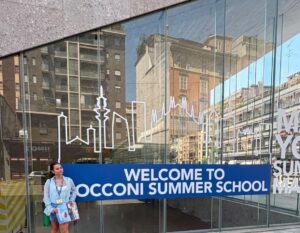 Veja a experiencia da nossa estudante Maria que fez o programas de Summer School na Bocconi, Italia